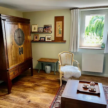 Bed & Breakfast La Maison De La Hulotte *