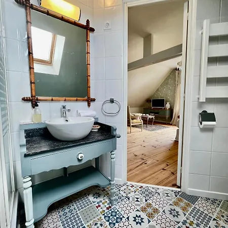 La Maison De La Hulotte Bed and Breakfast