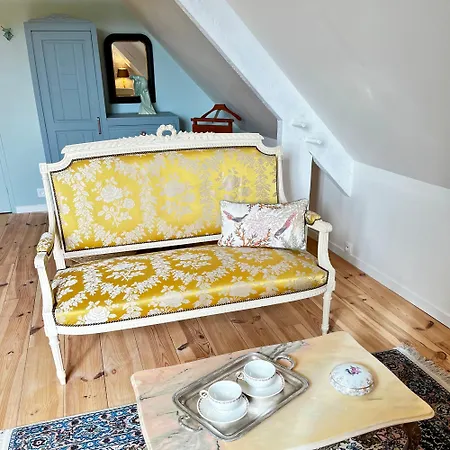 La Maison De La Hulotte Bed and Breakfast Golleville